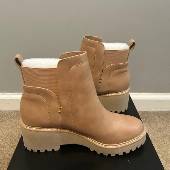 DV by Dolce Vita Beige Ankle Booties - Picture 6 of 9